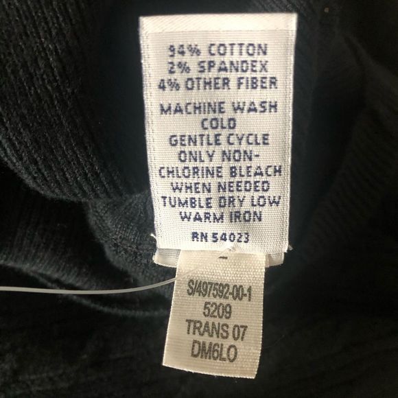 NWT GAP black sleeveless turtleneck top - Picture 4 of 4